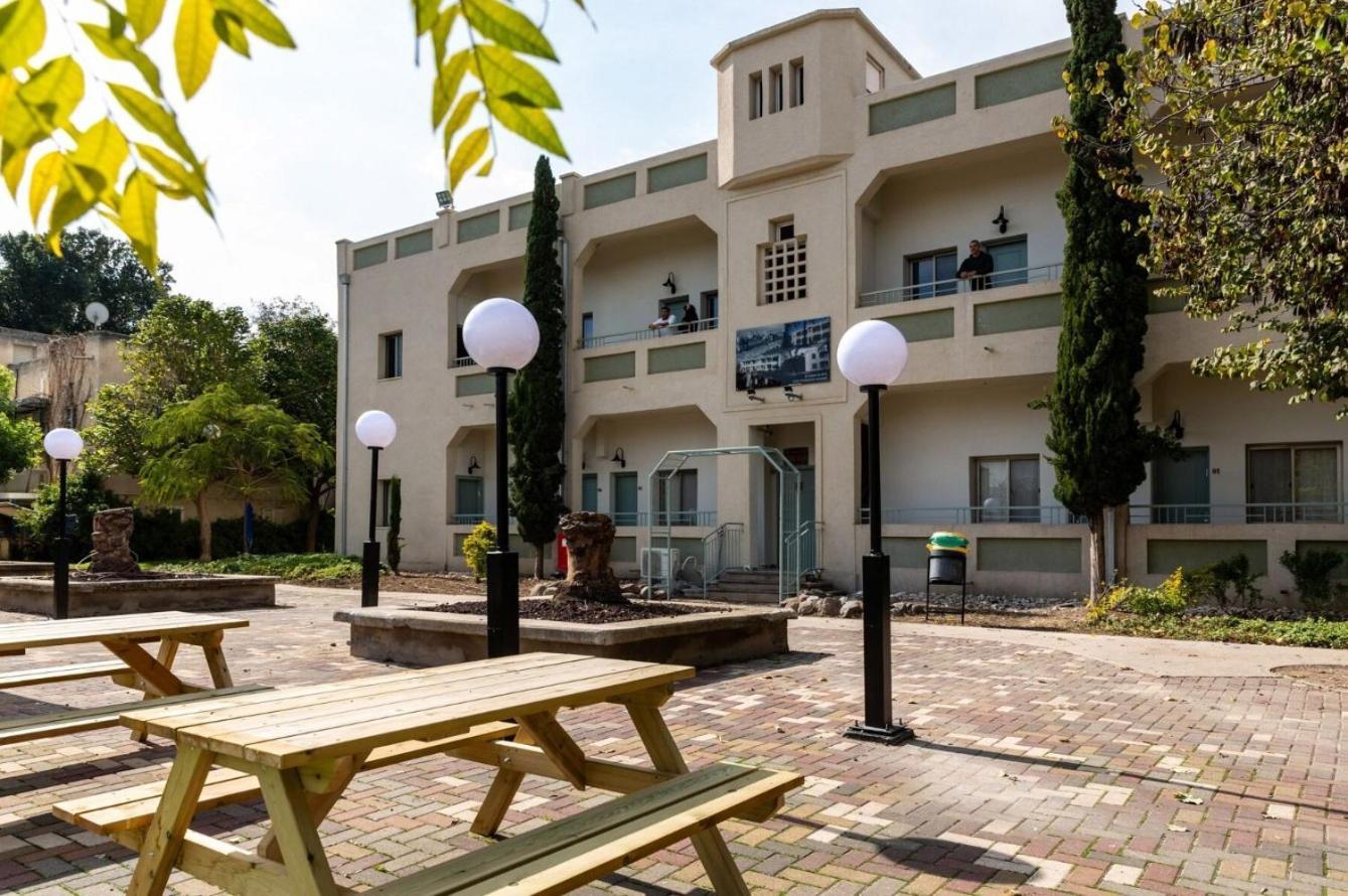 Degania Bet Kibbutz Country Lodging Hotel Kinneret Exterior foto